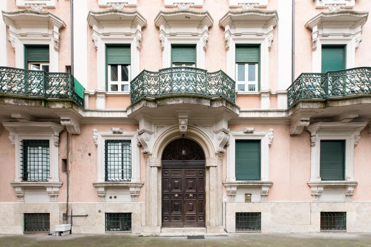 Iflat Sunny And Colorful Esquilino Apartment Rome Exterior photo